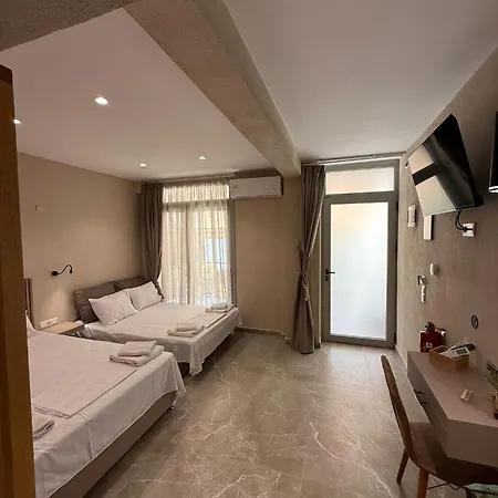 Gatos Village Luxurious & Lofts