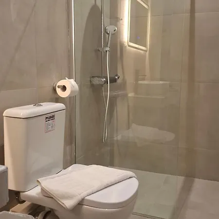 Gatos Village Luxurious & Lofts Apartment *