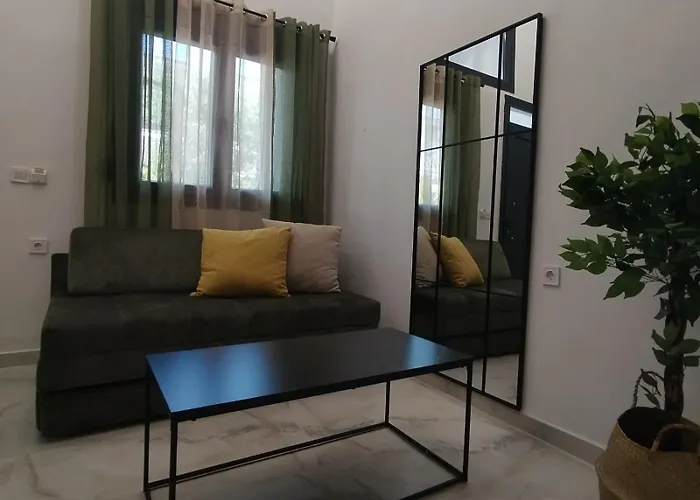 Gatos Village Luxurious & Lofts * 艾斯普罗瓦塔